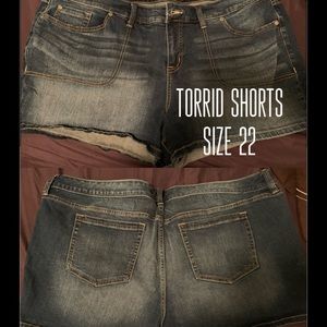 Torrid Jean shorts -Size 22